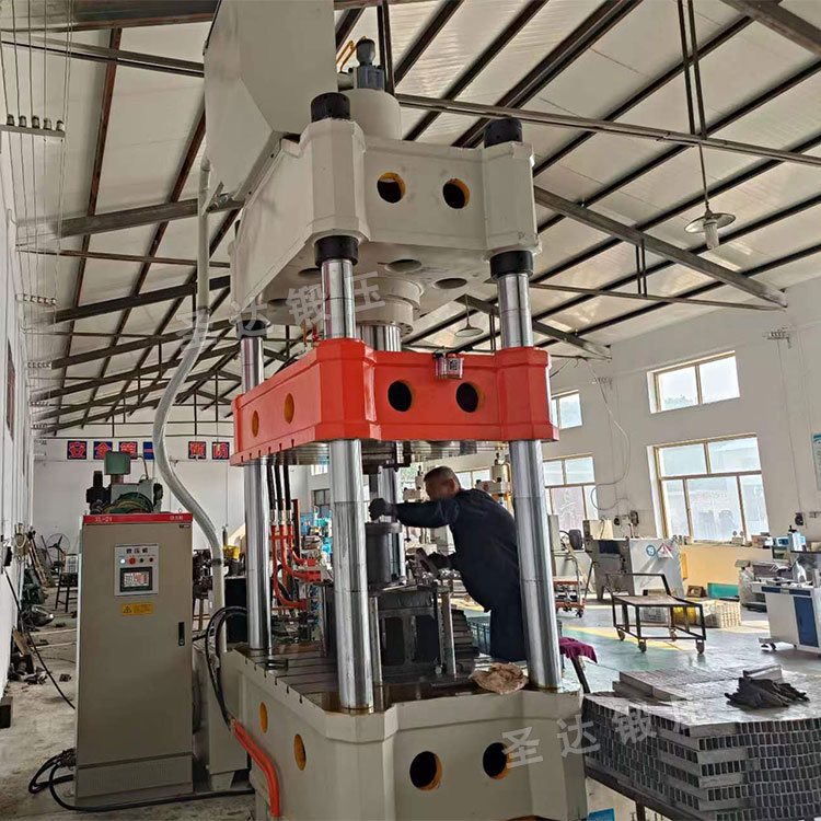 315噸鋁合金型材沖壓成型液壓機 315噸鋁合金型材沖壓成型液壓機